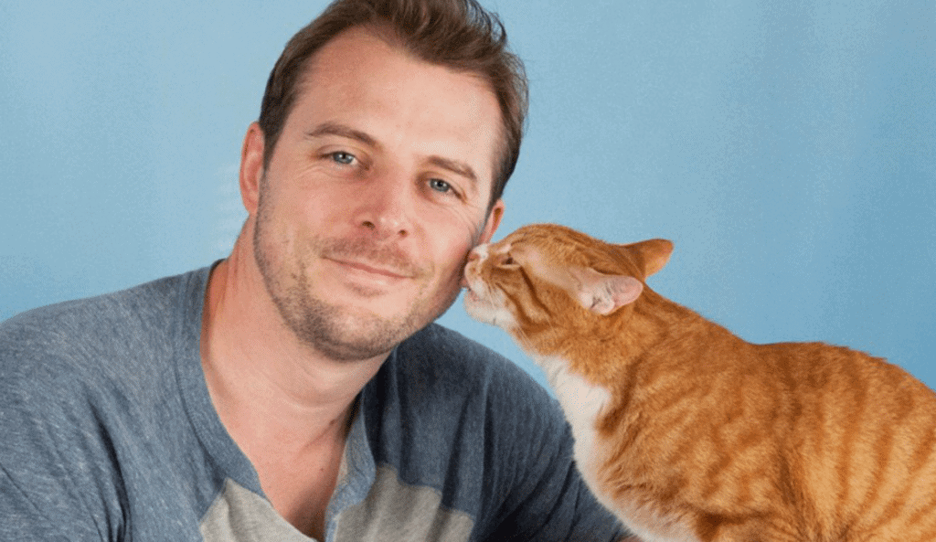 Men Who Love Cats